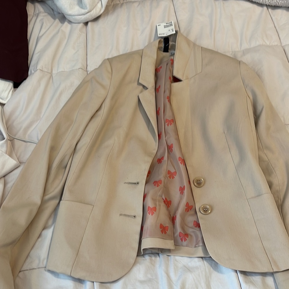 H&M blazer - Picture 2 of 3